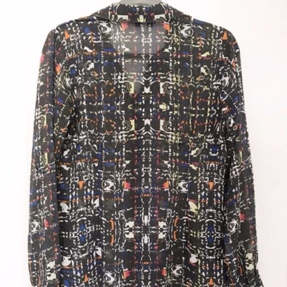 CAbi 129 Geometric Festival Button Down
Blouse. Size L - Picture 3 of 16